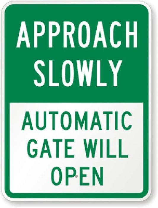 Automatic Gate Safety Warning Aluminum Sign — product artwork