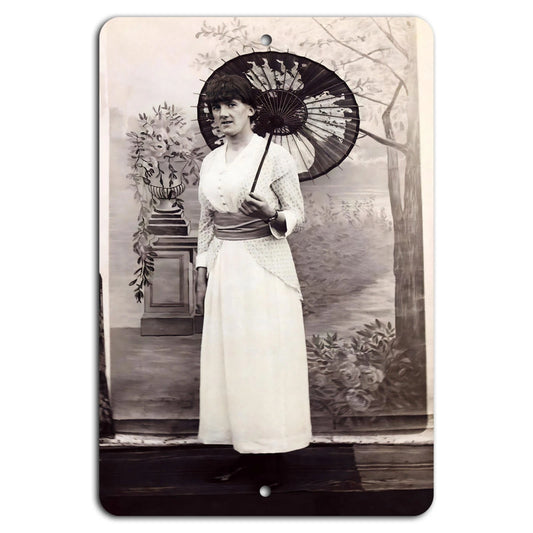 Vintage Lady Victorian Style Decorative Aluminum Sign — product artwork