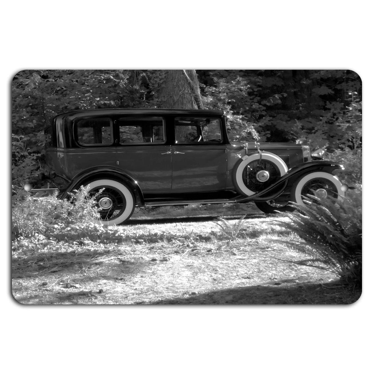 Vintage Car Classic Cars Garage Aluminum Sign — product artwork