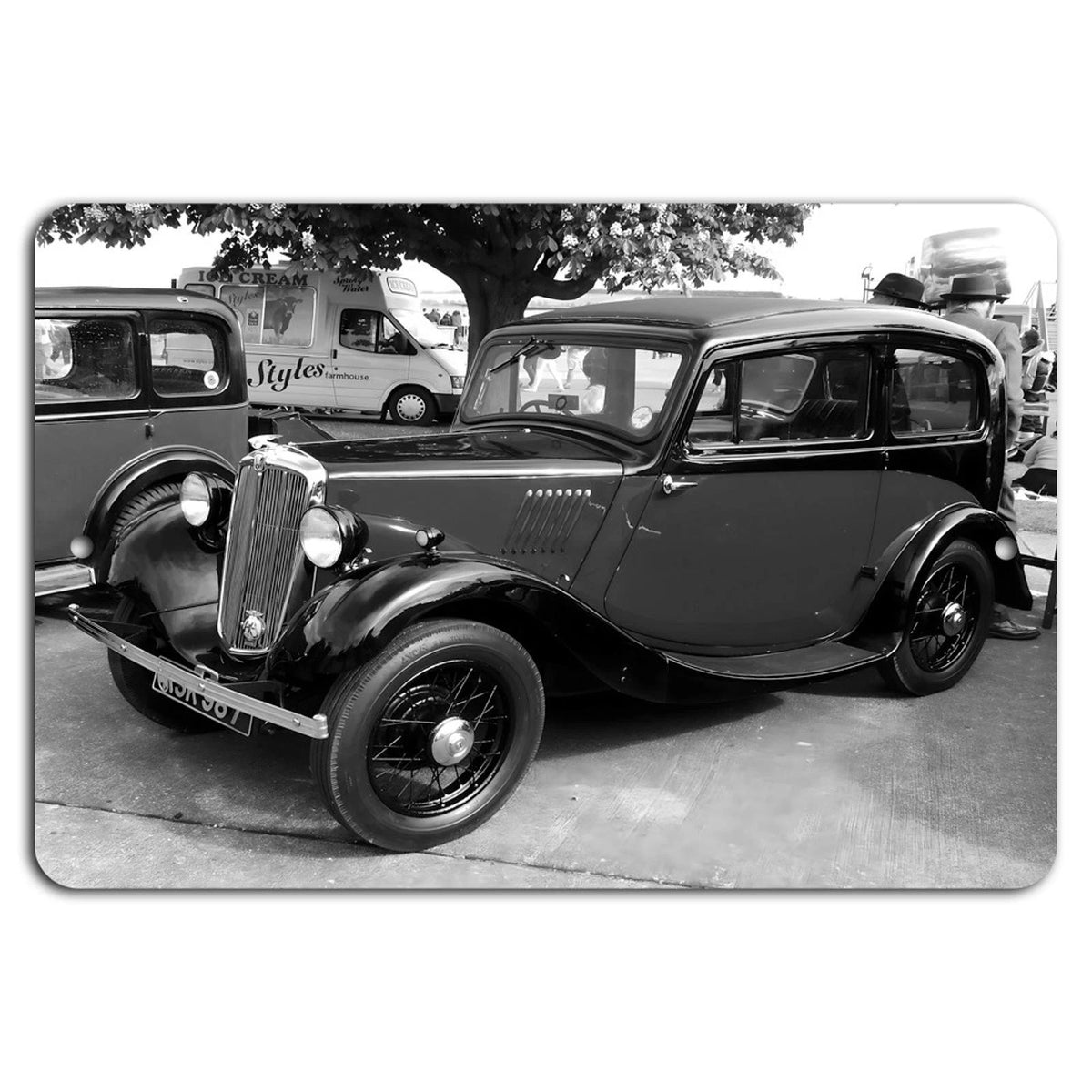 Vintage Classic Sedan Black and White Aluminum Sign — product artwork