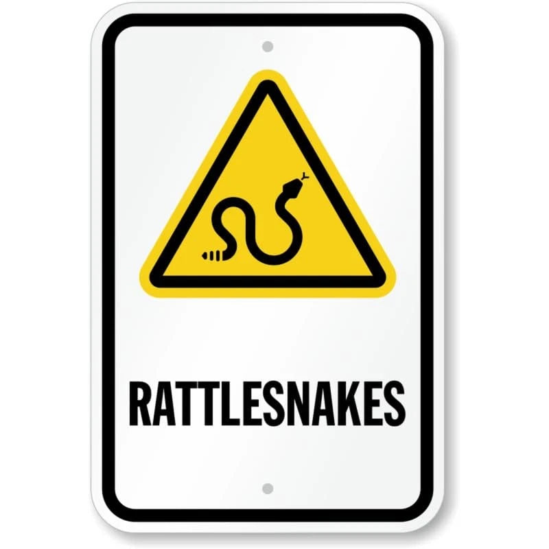 Rattlesnakes Warning Aluminum Sign — product artwork