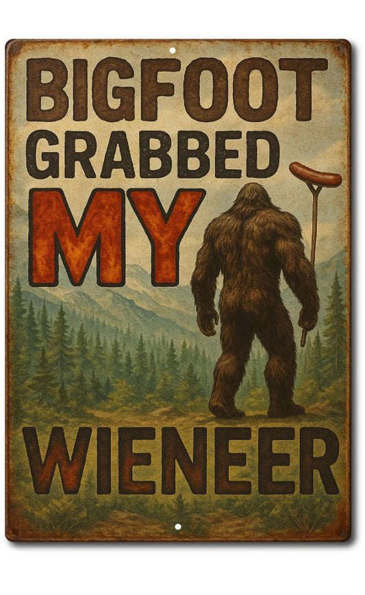 Bigfoot Tin Rustic Glossy Finish Vintage Retro Aluminum Sign — product artwork