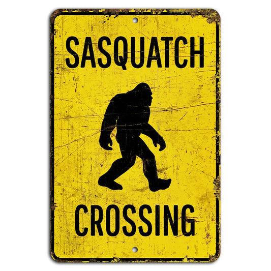 Bigfoot Warning Rustic Aluminum Sign — product artwork