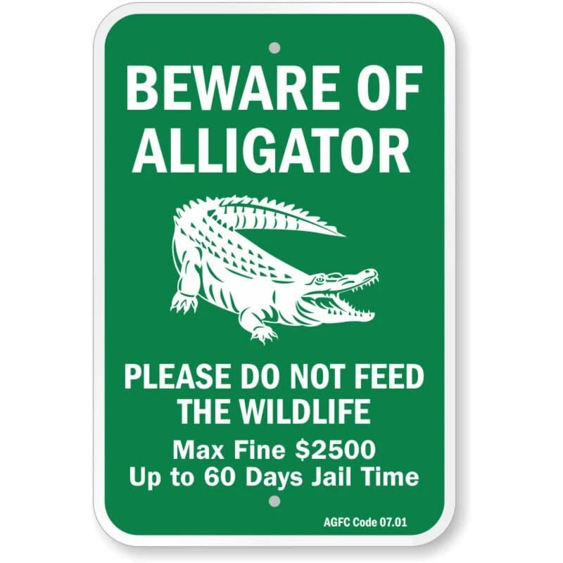 Beware of Alligator Max Fine 2500 Aluminum Sign — product artwork